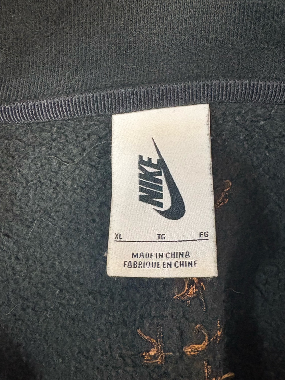 Nike x cactus Jack Men’s Black Crewneck Hoodie with Cream Utility Pockets - Picture 3 of 7